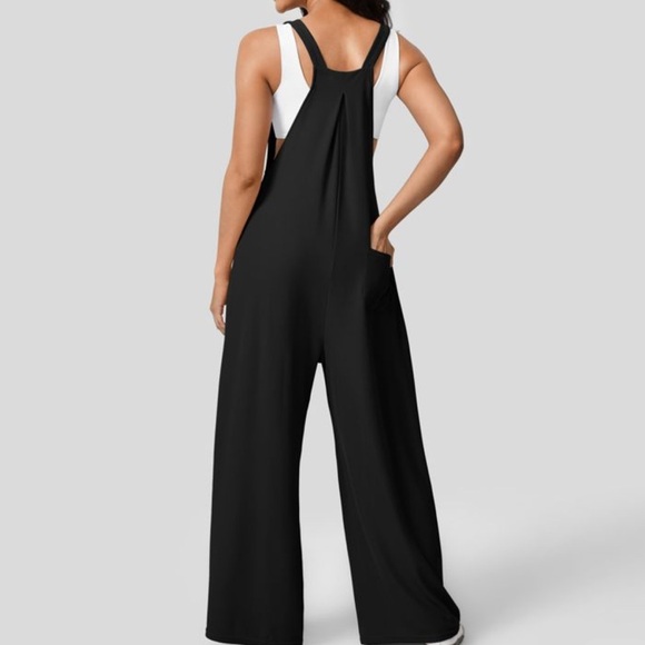 Halara Jumpsuit new - Picture 2 of 6